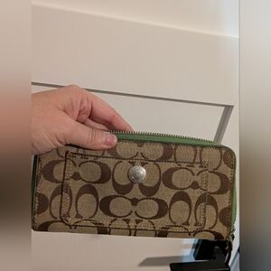 Coach Vintage Jacquard Leather Wallet